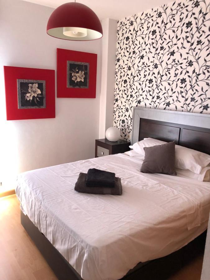 Ático duplex en Benalmádena vistas al mar y montaña dos habitaciones Exterior foto