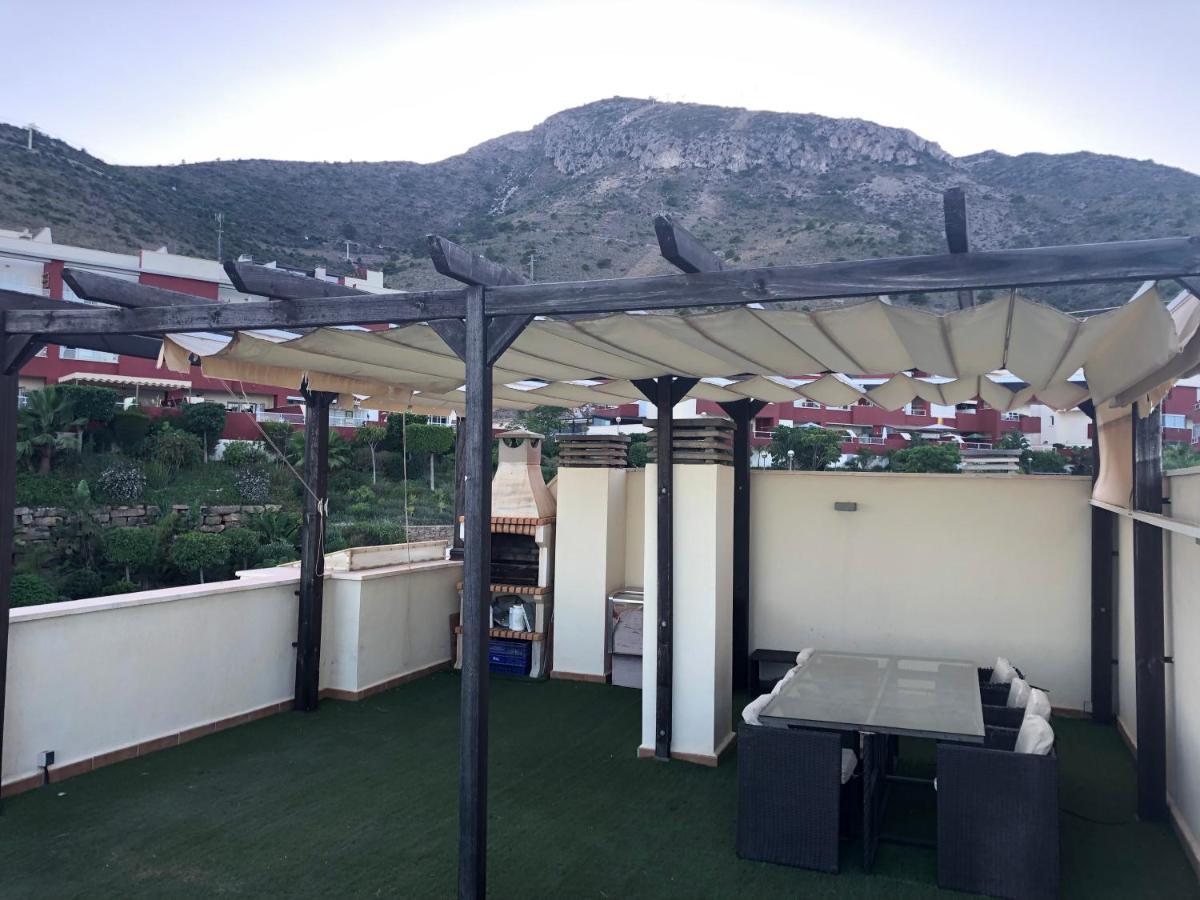 Ático duplex en Benalmádena vistas al mar y montaña dos habitaciones Exterior foto